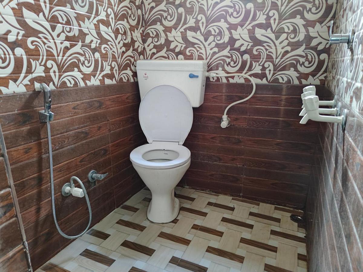 Ananya Hotel & Ayurveda Hwc Etāwah Екстериор снимка